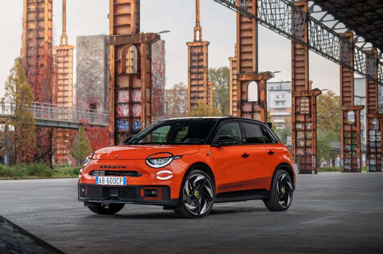 Abarth 600e Competizione Edizione Milano Cortina 2026