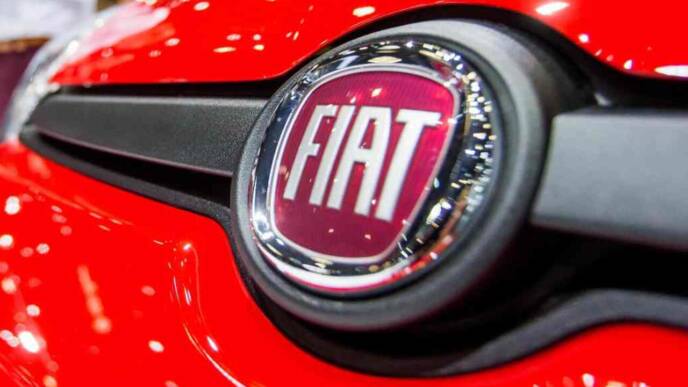 fiat badge