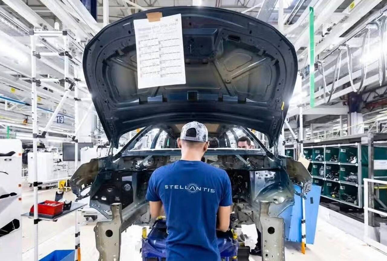 stellantis fabbrica