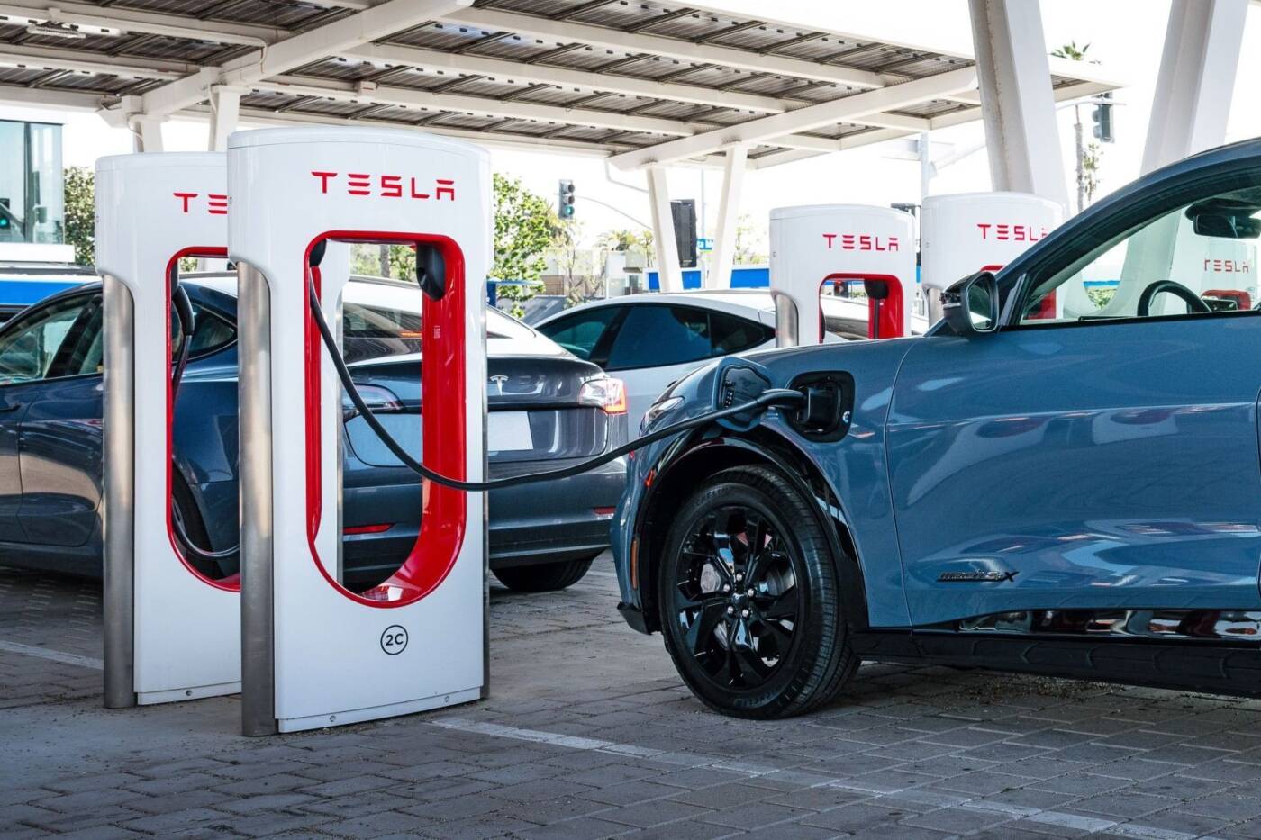 stellantis tesla supercharger