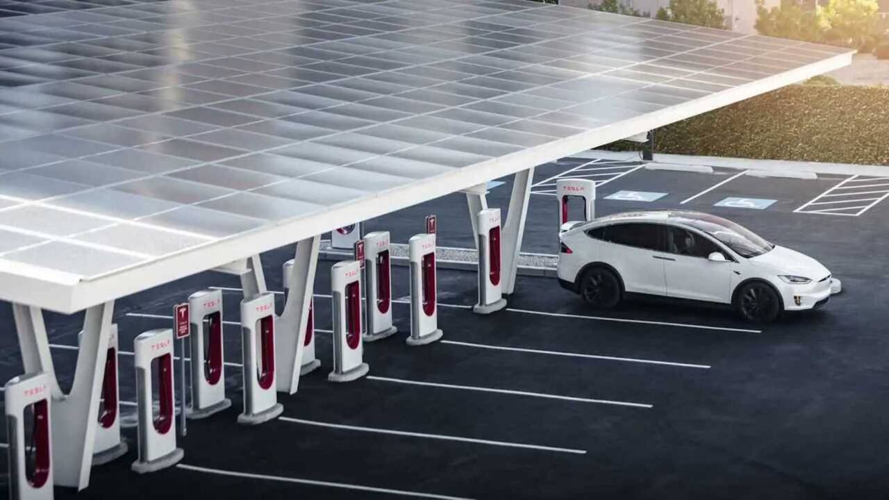 stellantis tesla supercharger