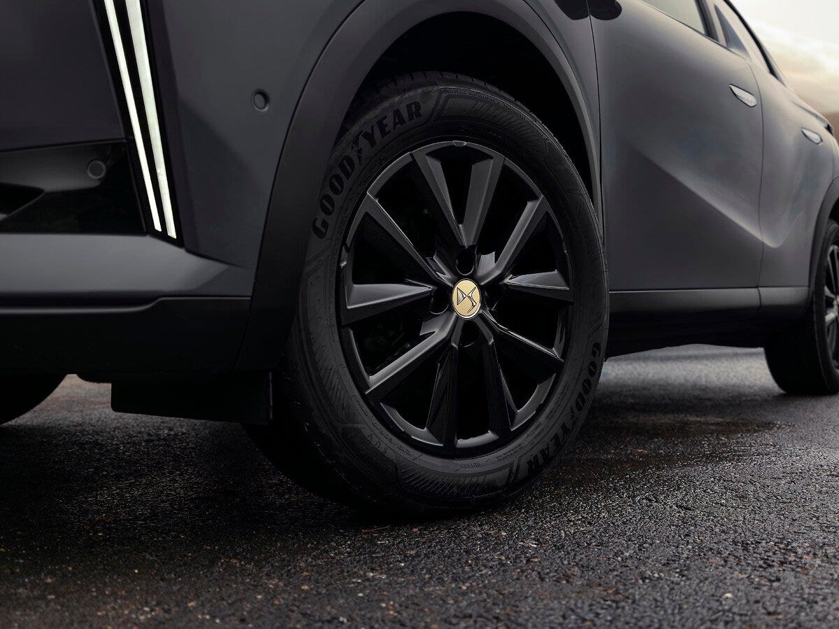 DS PERFORMANCE Line ds 3