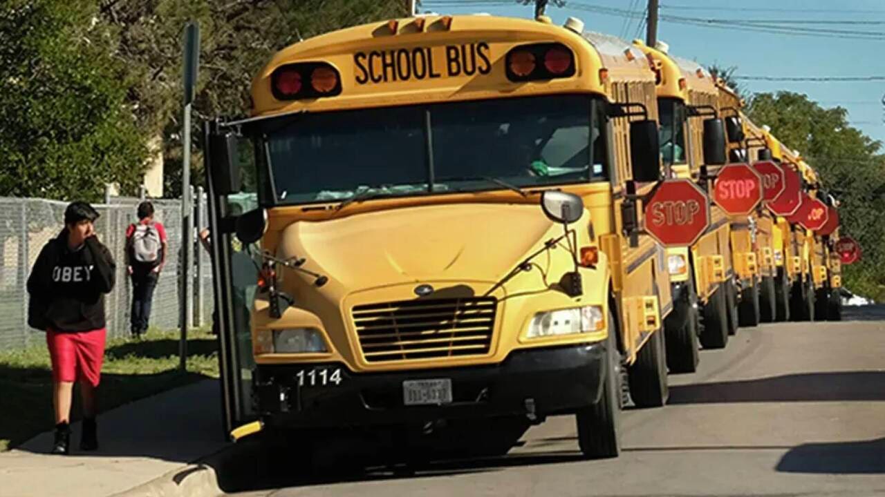 Guida autonoma flop, Waymo con gli scuolabus fa tilt