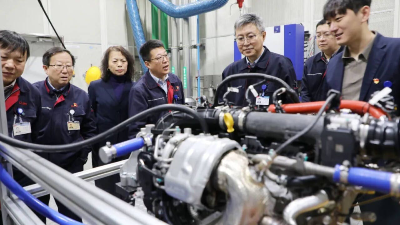 Changan avvia un motore termico Euro VII con valvole a specchio per le ibride plug-in