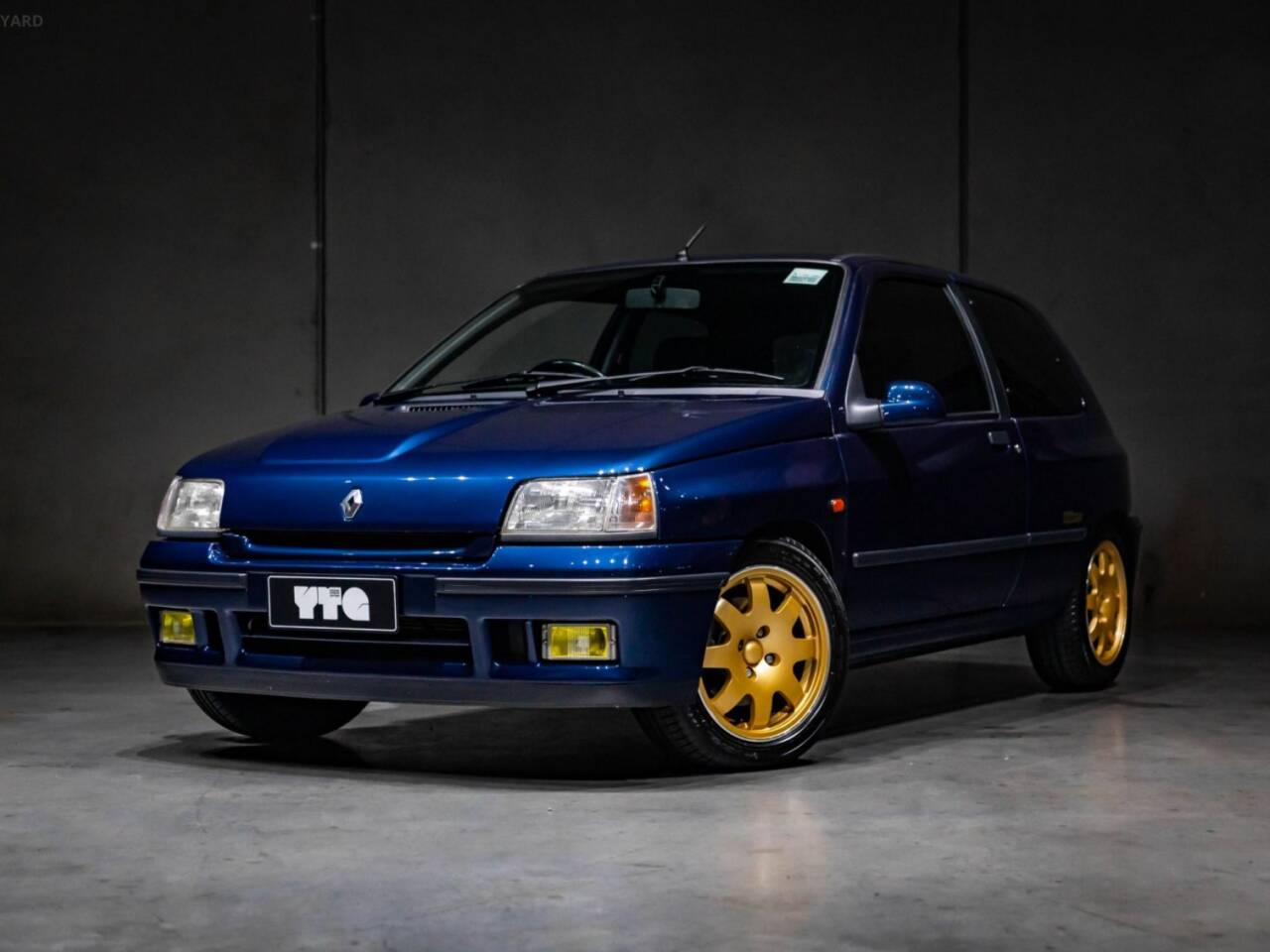 renault clio williams