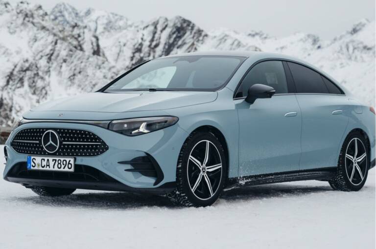 La nuova Mercedes CLA ibrida è praticamente un’auto cinese?