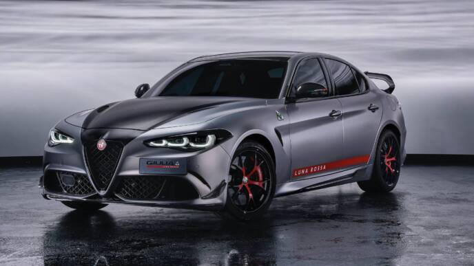 Alfa Romeo Giulia Quadrifoglio Luna Rossa
