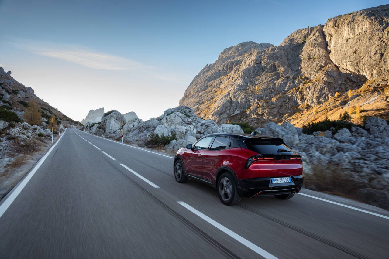 Alfa Romeo Junior dietro