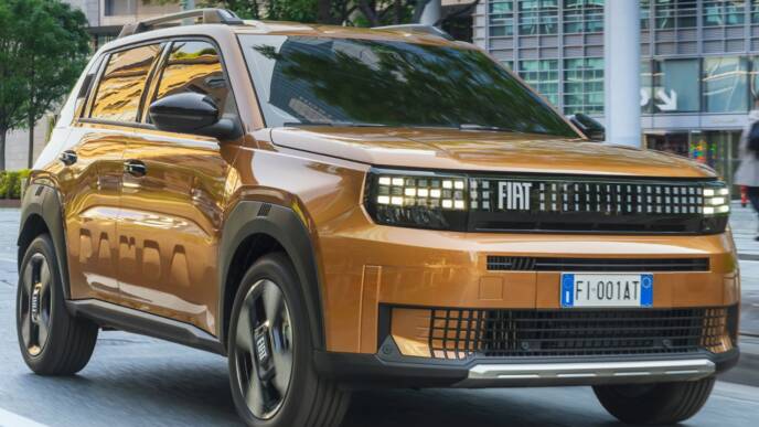 Fiat-Grande-Panda-Hybrid-2025