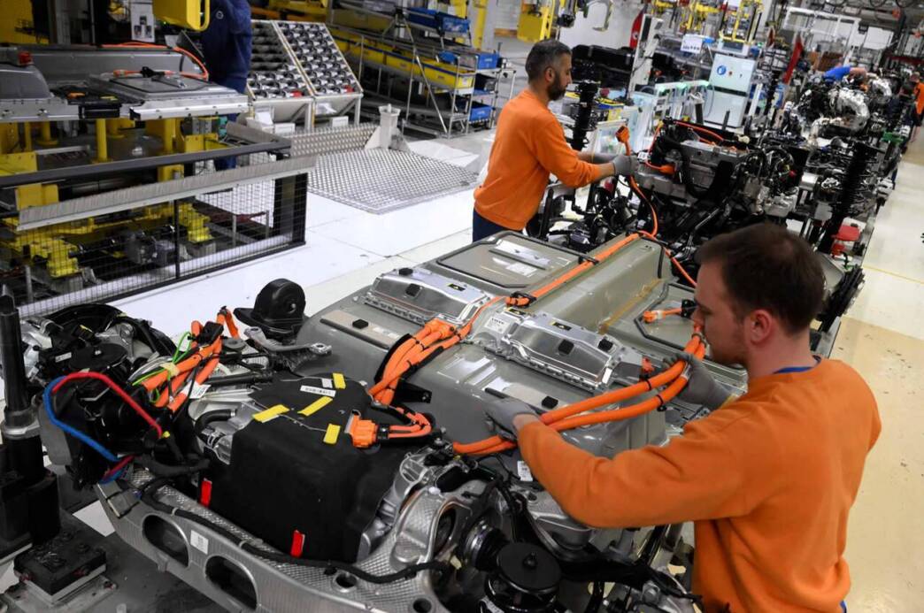 ue, fabbrica auto elettriche