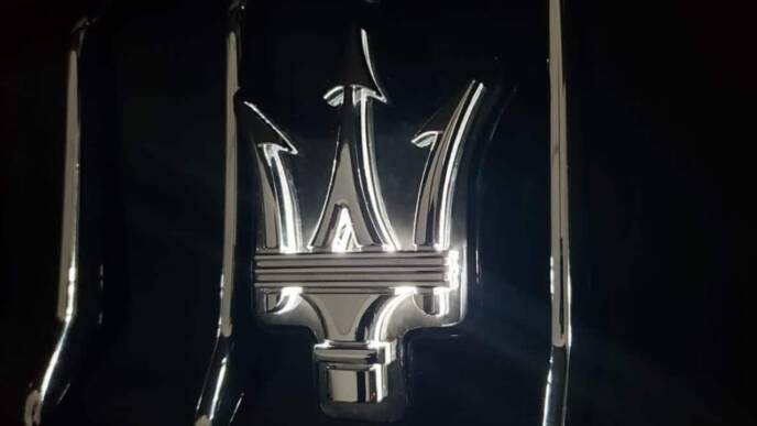 maserati badge
