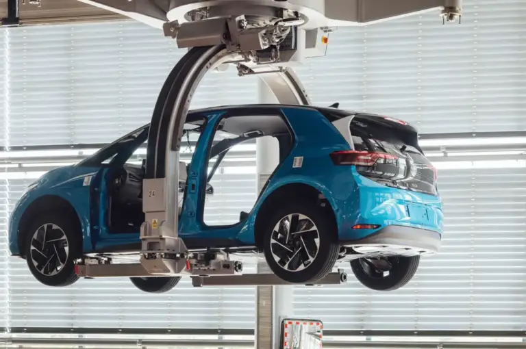 Oltre 90 mila tra Volkswagen e Cupra con un problema alla batteria