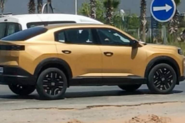 Fiat Fastback si mostra senza veli: ecco la prima foto dal Marocco