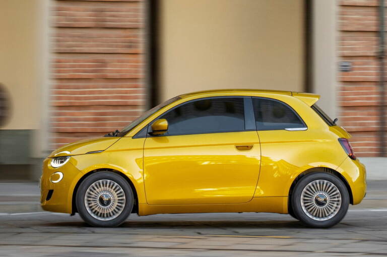 Fiat 500 Hybrid, cosa offre la promozione di maggio per l’icona italiana