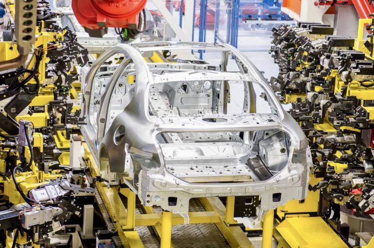 Stellantis Cassino sta sparendo: nel 2026 meno di un giorno a settimana di lavoro