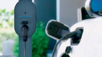 veicolo elettrico in carica