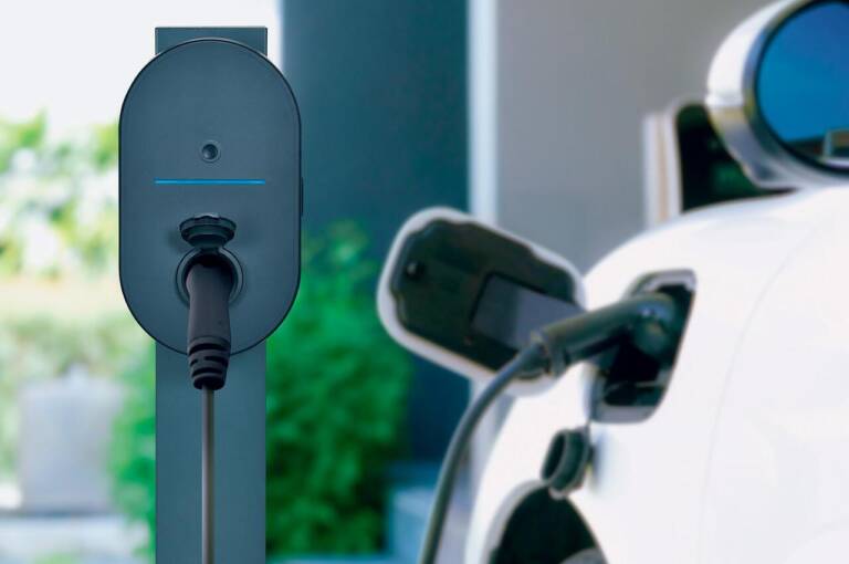 Il mondo non diventerà tutto elettrico, i numeri lo dimostrano
