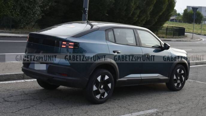 Fiat Grizzly Fastback Hybrid