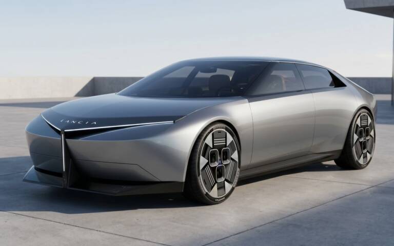 Lancia Gamma, un render la trasforma in una berlina fastback di lusso