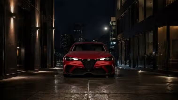Alfa Romeo Giulia hawk edition