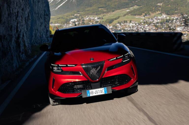Alfa Romeo, primo semestre da dimenticare: meno male che c’è la Junior