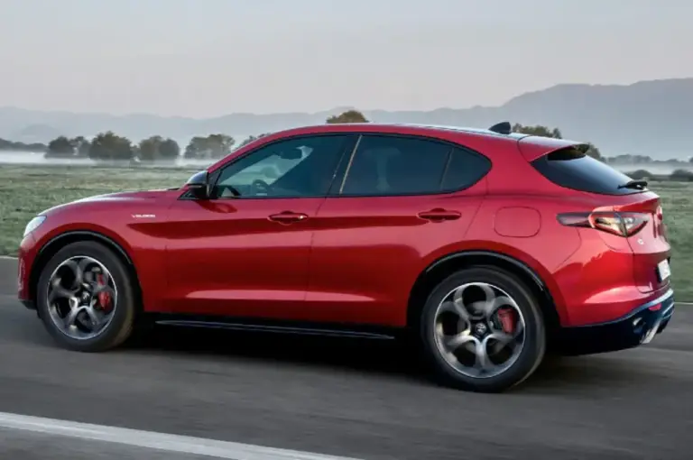 Alfa Romeo Stelvio, diesel o Quadrifoglio: promozioni per clienti molto diversi