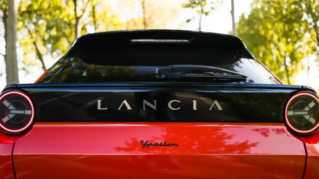 lancia ypsilon 2026