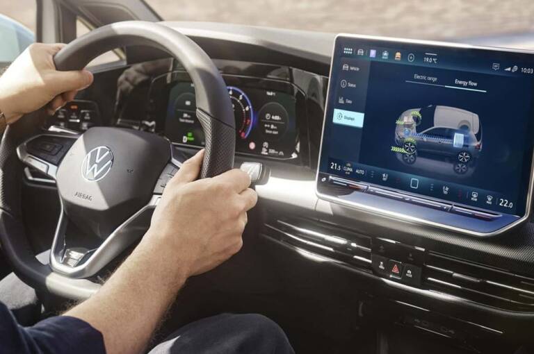 Il Full Hybrid di Volkswagen arriva in Italia su Golf e T-Roc