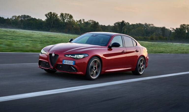10.000 euro di sconto sull’Alfa Romeo Giulia: offerta sul diesel insostituibile
