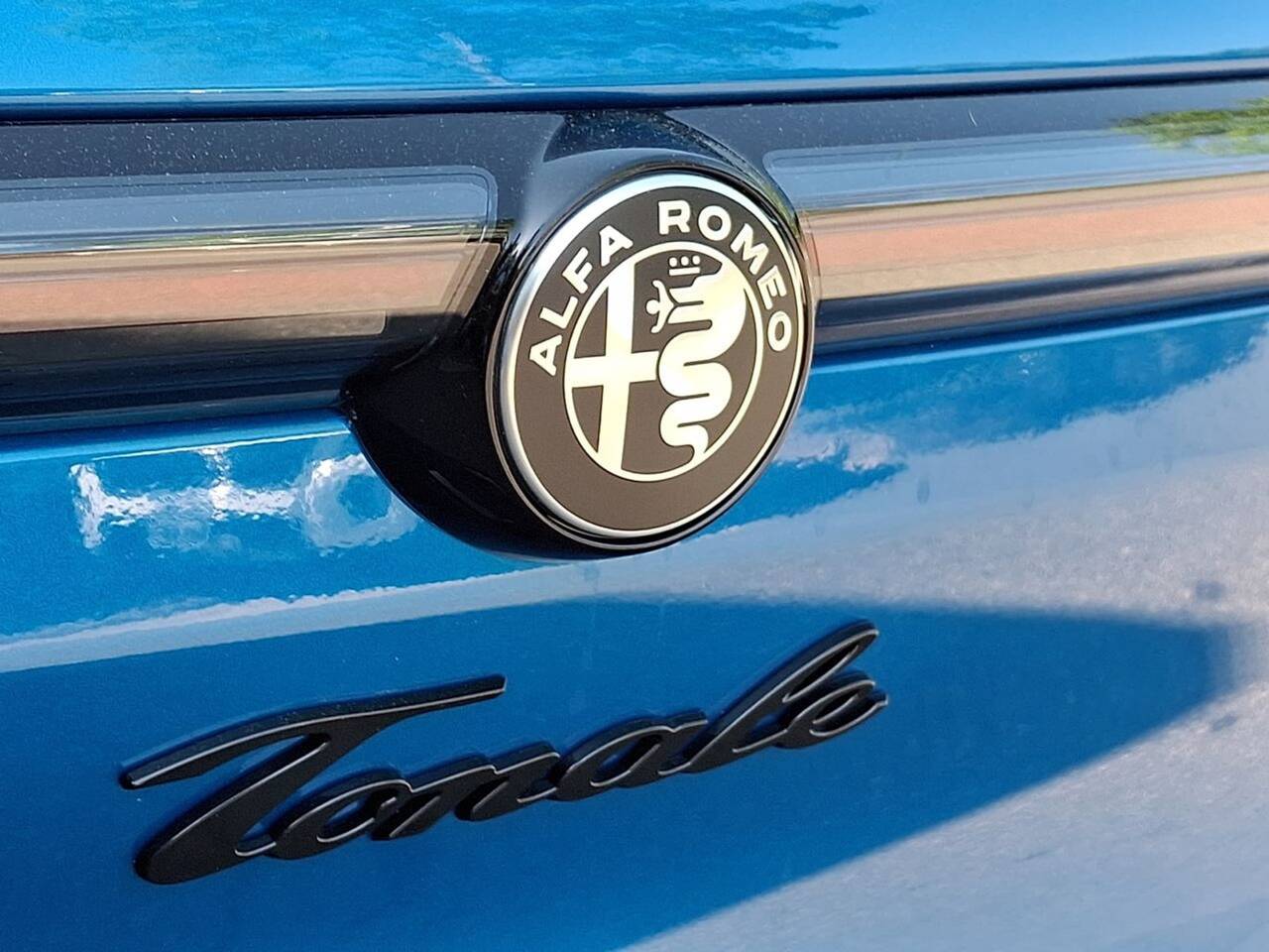 Alfa Romeo badge 2026