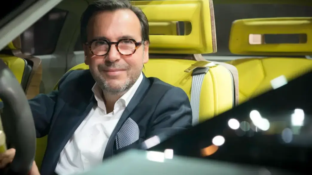 Arnaud Belloni, fiat