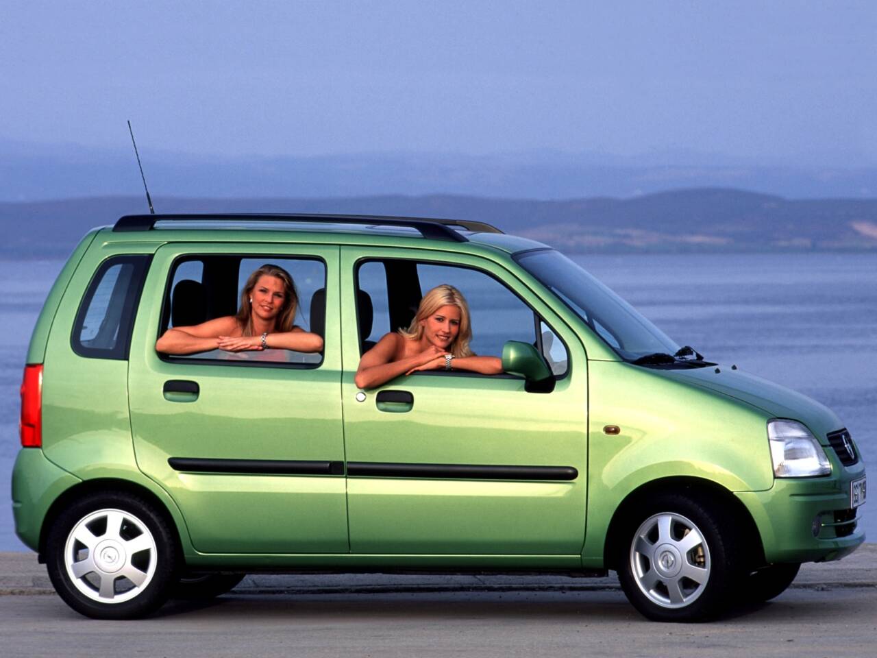 opel agila