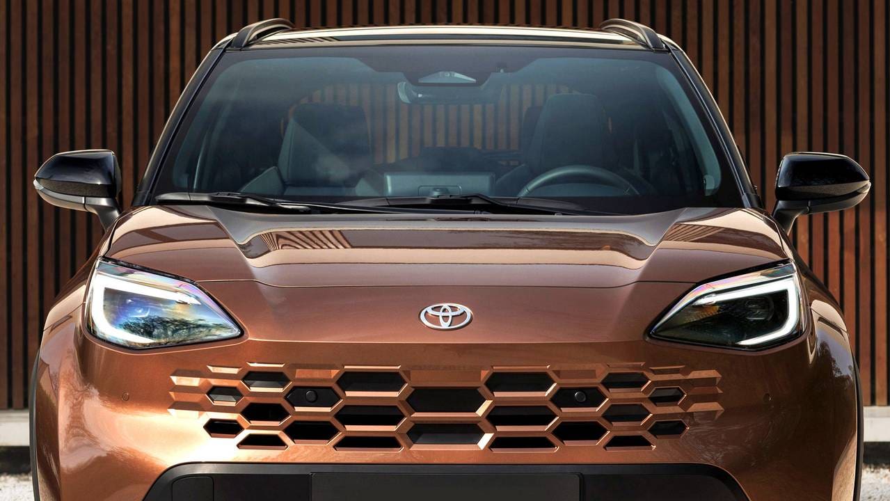 toyota yaris cross 2026