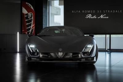 Perla Nera, Alfa Romeo 33 Stradale