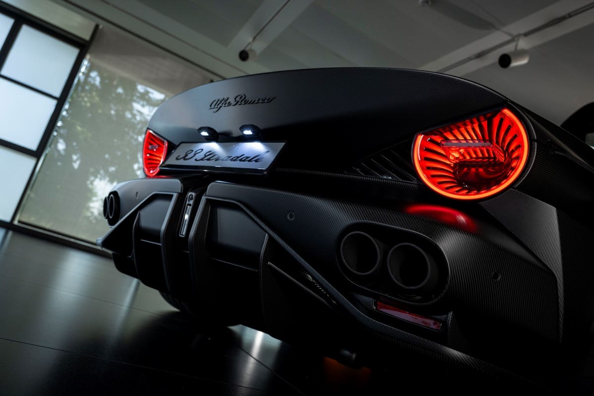 Perla Nera, Alfa Romeo 33 Stradale
