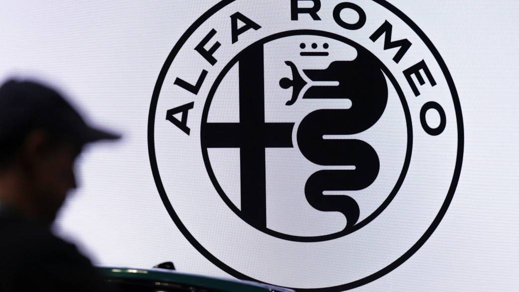 alfa romeo badge