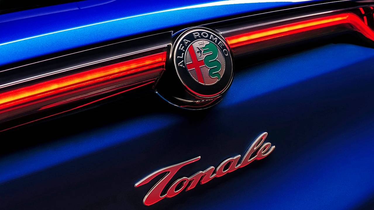 alfa romeo badge