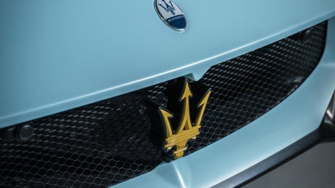 Maserati badge