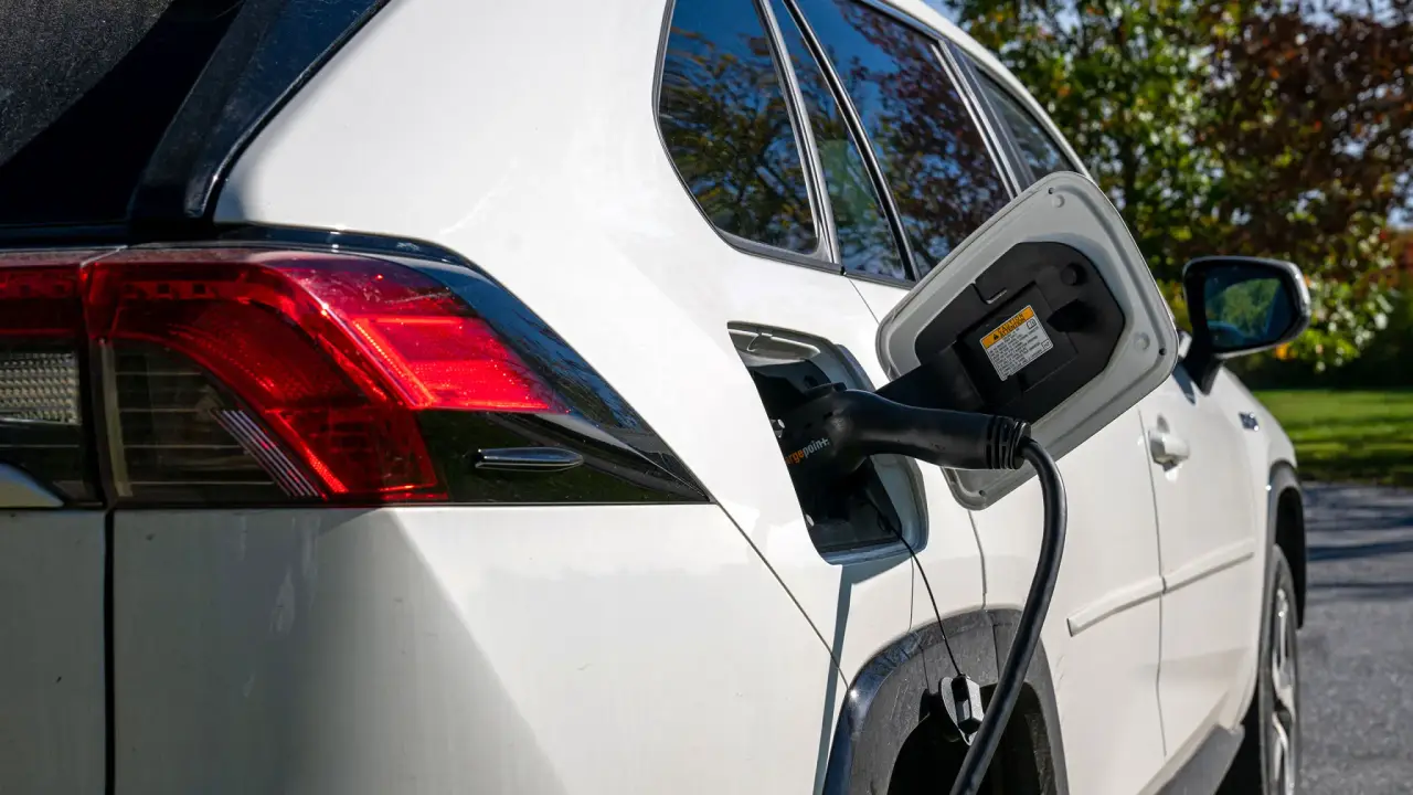 auto ibrida plug-in